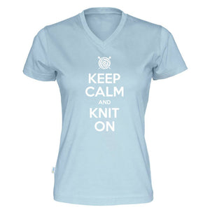 Keep Calm and Knit On v-hals t-skjorte dame himmelblå