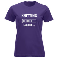 Last inn bildet i Galleri-visningsprogrammet, Knitting loading klassisk t-skjorte dame lilla