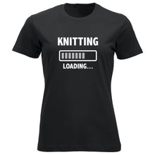 Last inn bildet i Galleri-visningsprogrammet, Knitting loading klassisk t-skjorte dame sort