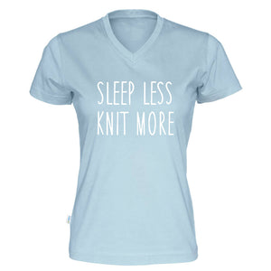Sleep less knit more v-hals t-skjorte dame himmelblå